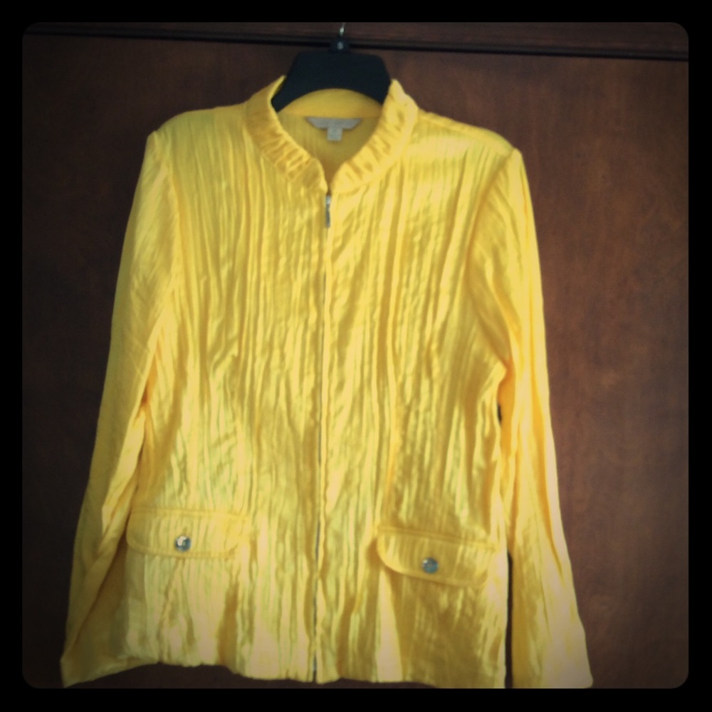 New without tags yellow jacket!